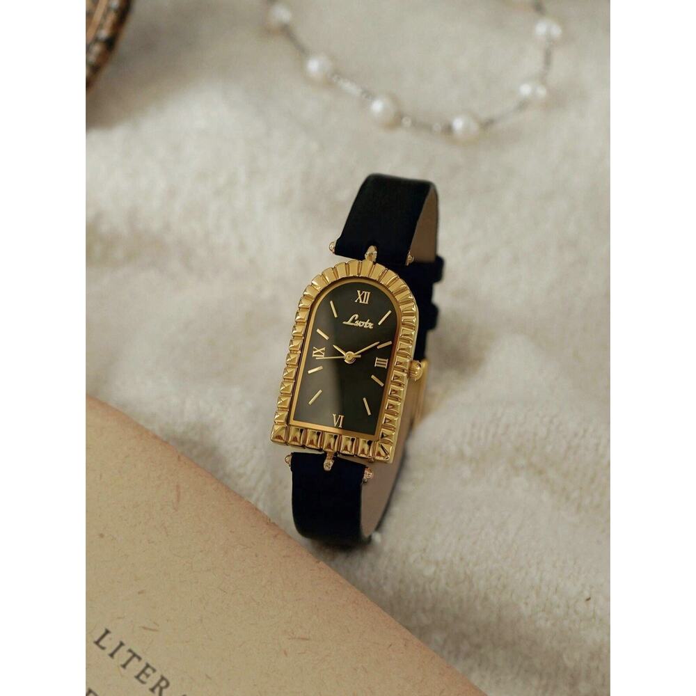 Women’s Elegant French Inspired Vintage Arch Bleach Leather Strap Retro Watch